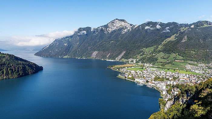 Luftaufnahme vom Vierwaldstätter See