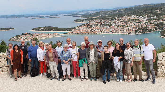 Impressionen vergangener Leserreisen Impressionen vergangener Leserreisen - Reisegruppe an der kroatischen Küste